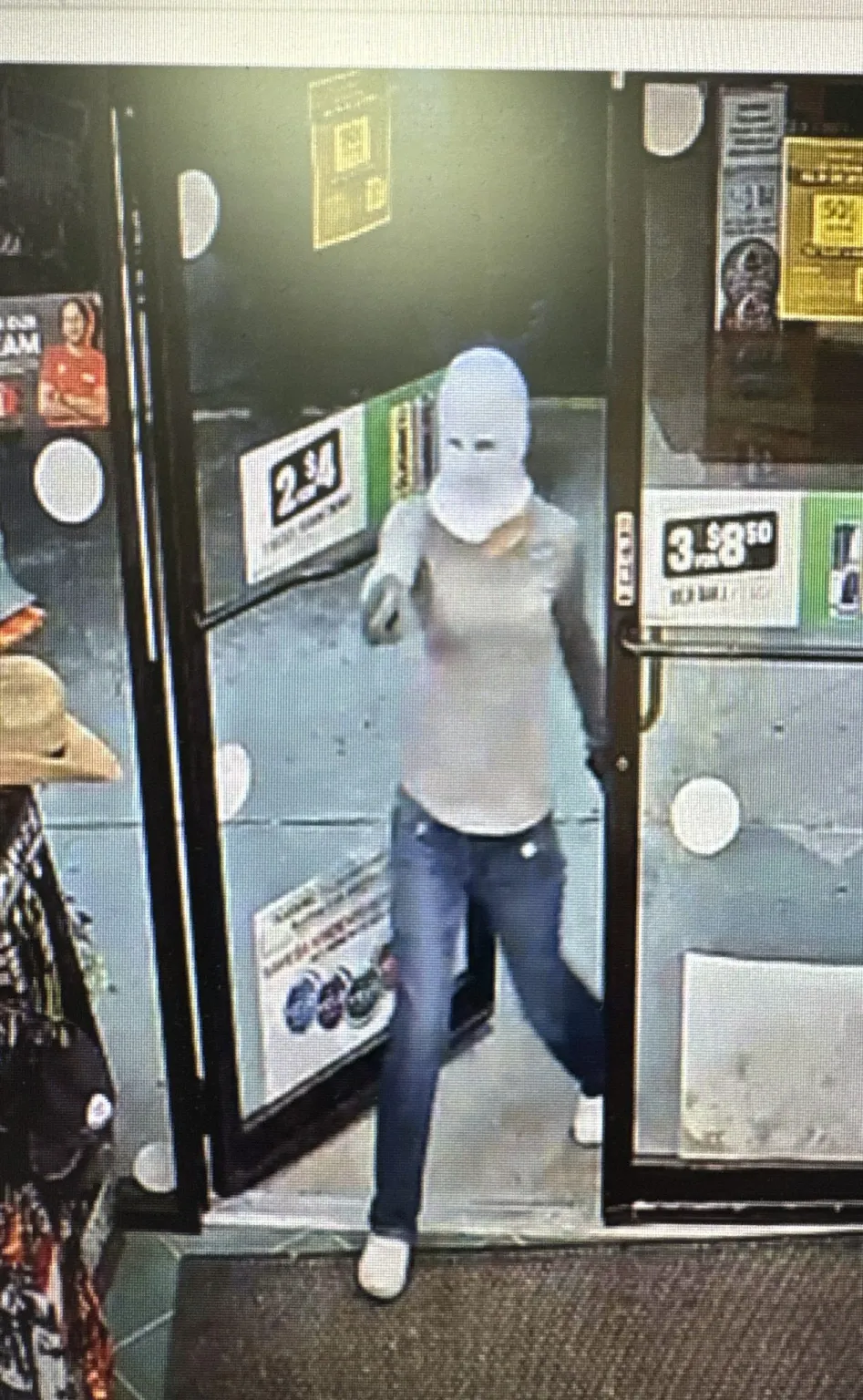 Robbery Halfmoon Gas Station